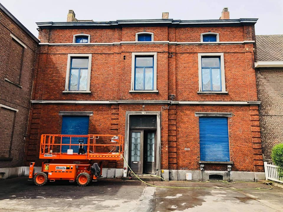 Facade avant remplacement des chassis par BP Chassis